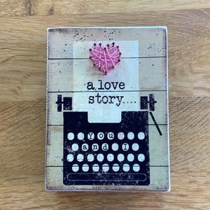 ✨HP✨ Primitives by Kathy “A Love Story” Wall Decor